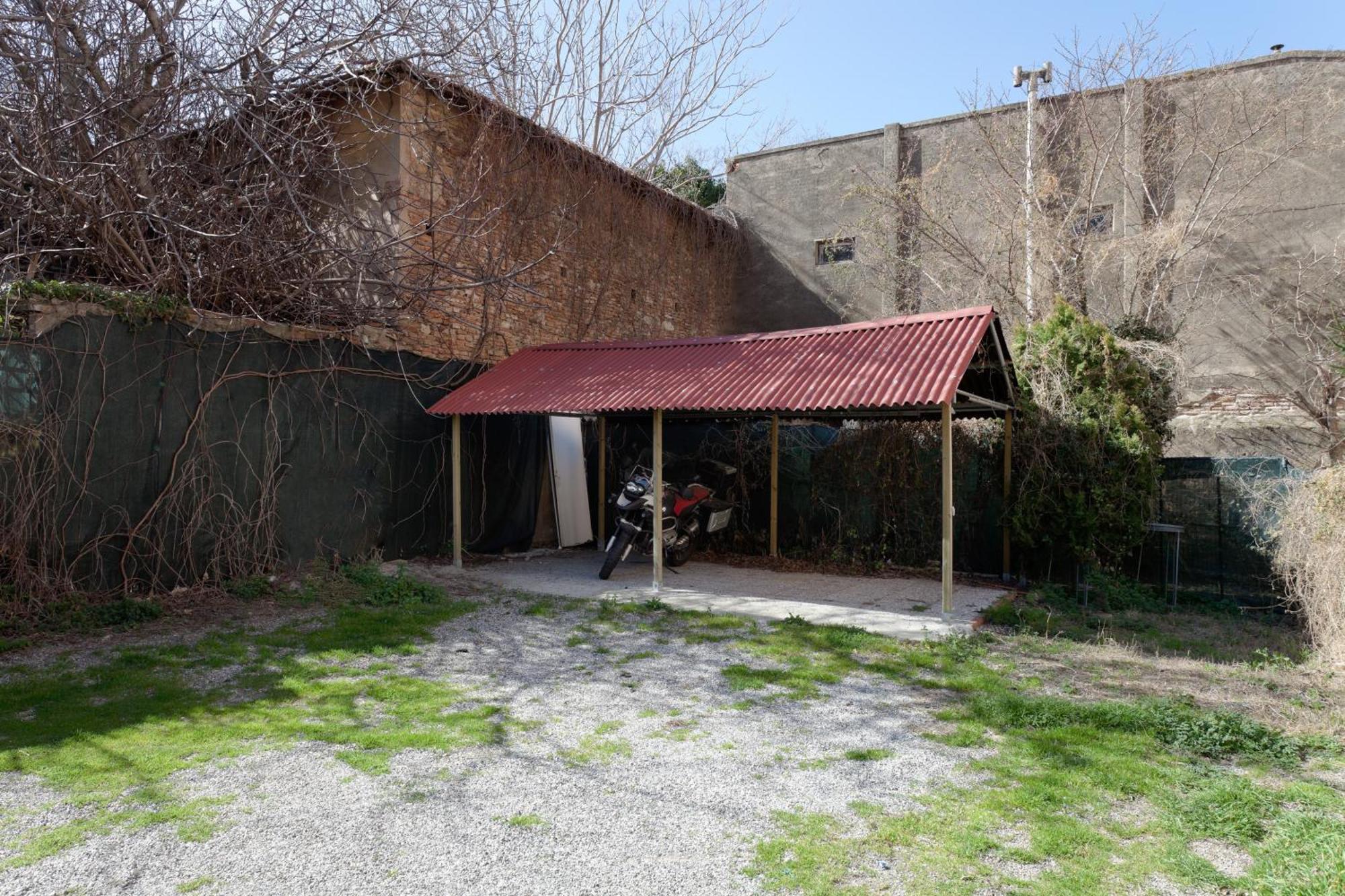 Parking Hotel Giardino Ливорно Екстериор снимка